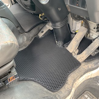Ворсовые коврики на Isuzu Forward IV узкая кабина 1994 - 2009 в Брянске