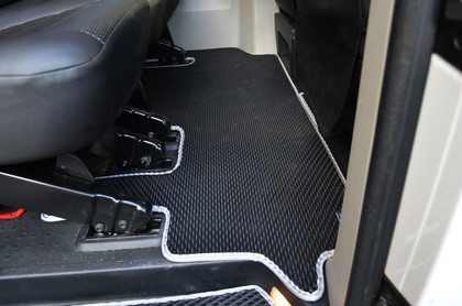 Ворсовые коврики на Volkswagen Caravelle (T6) 2015 - 2019 в Брянске