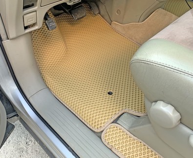 Коврики на Toyota Previa (XR30, XR40) 2000 - 2007 в Брянске