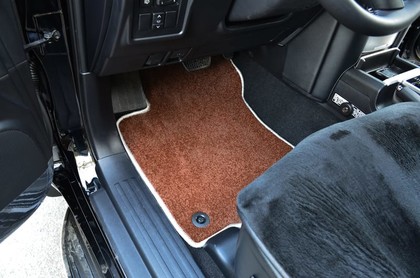 Ворсовые коврики на Toyota Land Cruiser Prado 150 2009 - 2023 в Брянске