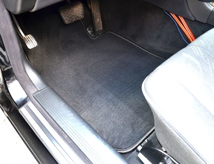 Ворсовые коврики на Mercedes E (W210) 1995 - 2002 в Брянске