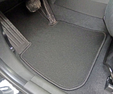 Ворсовые коврики на BMW X1 (F48/F49) 2015 - 2022 в Брянске