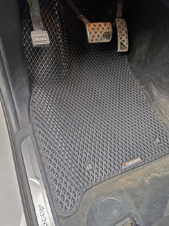 Ворсовые коврики на Jeep Grand Cherokee (WK2) 2010 - 2022 в Брянске