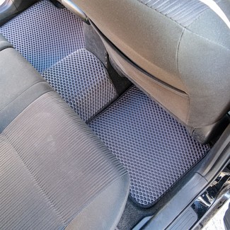 Ворсовые коврики на Toyota Allion II 2007 - 2021 в Брянске