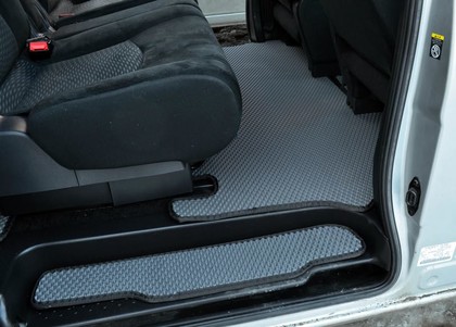 Ворсовые коврики на Nissan Serena (C26) 2010 - 2016 в Брянске