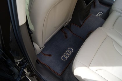 Ворсовые коврики на Audi Q5 I 2008 - 2017 в Брянске