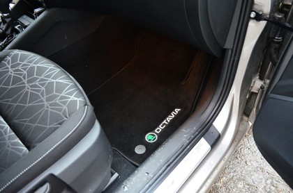 Ворсовые коврики на Skoda Octavia A7 2013 - 2020 в Брянске