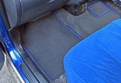 Ворсовые коврики на Toyota Bb I 2000 - 2005 в Брянске