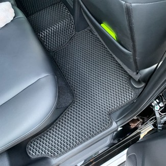 Ворсовые коврики на Mitsubishi Montero Sport III 2015 - 2025 в Брянске