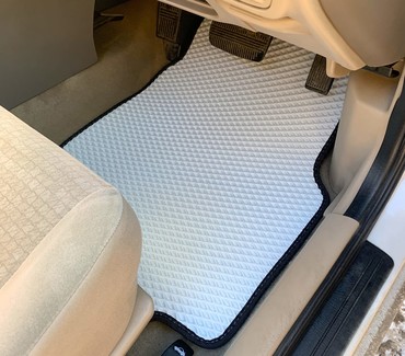 Ворсовые коврики на Nissan Sunny (B15) 1998 - 2004 в Брянске