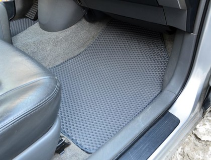 Ворсовые коврики на Toyota Prius (20) 2004 - 2009 в Брянске