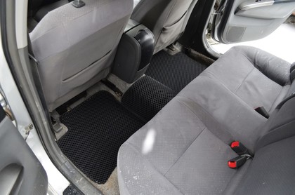 Ворсовые коврики на Toyota Prius (20) 2004 - 2009 в Брянске