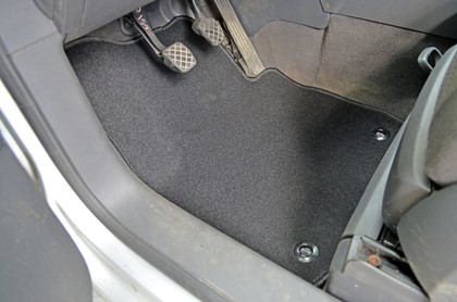 Ворсовые коврики на Volkswagen Touran 2003 - 2015 в Брянске