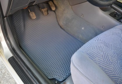 EVA коврики на Toyota Avensis I 1997 - 2002 в Брянске