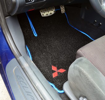 Ворсовые коврики на Mitsubishi Eclipse IV 2005 - 2011 в Брянске