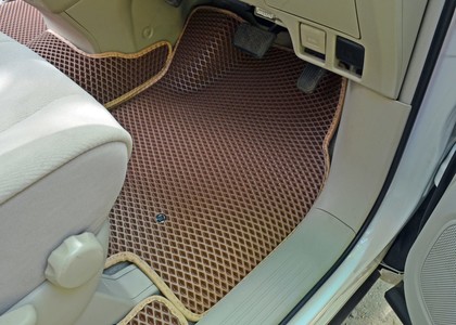 Ворсовые коврики на Toyota Estima III 2006 - 2019 в Брянске