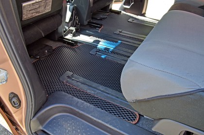 Ворсовые коврики на Nissan Serena (C26) 2010 - 2016 в Брянске