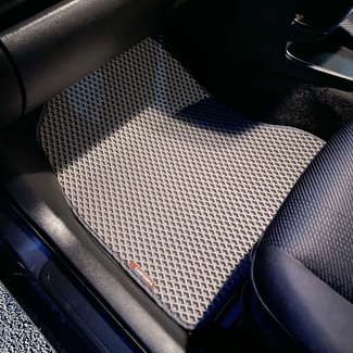 Ворсовые коврики на Toyota Wish II 2009 - 2017 в Брянске