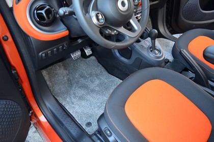 Ворсовые коврики на Smart Fortwo (C453) 2014 - 2025 в Брянске
