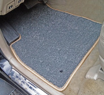 Ворсовые коврики на Lexus LX 470 1997 - 2007 в Брянске