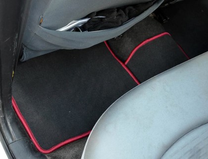 Ворсовые коврики на Mitsubishi Colt VI 2002 - 2012 в Брянске