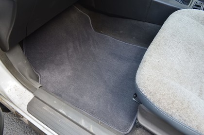 Ворсовые коврики на Nissan Avenir (W11) 1998 - 2005 в Брянске