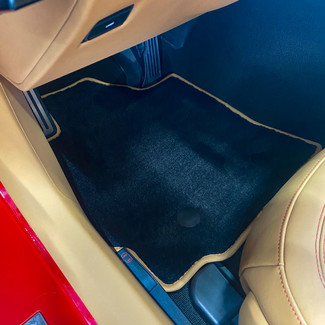 Ворсовые коврики на Chevrolet Corvette 2013 - 2020 в Брянске